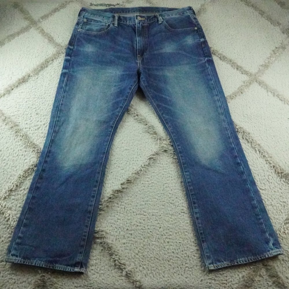 Levi's Men's Bootcut Jeans in Faded Blue